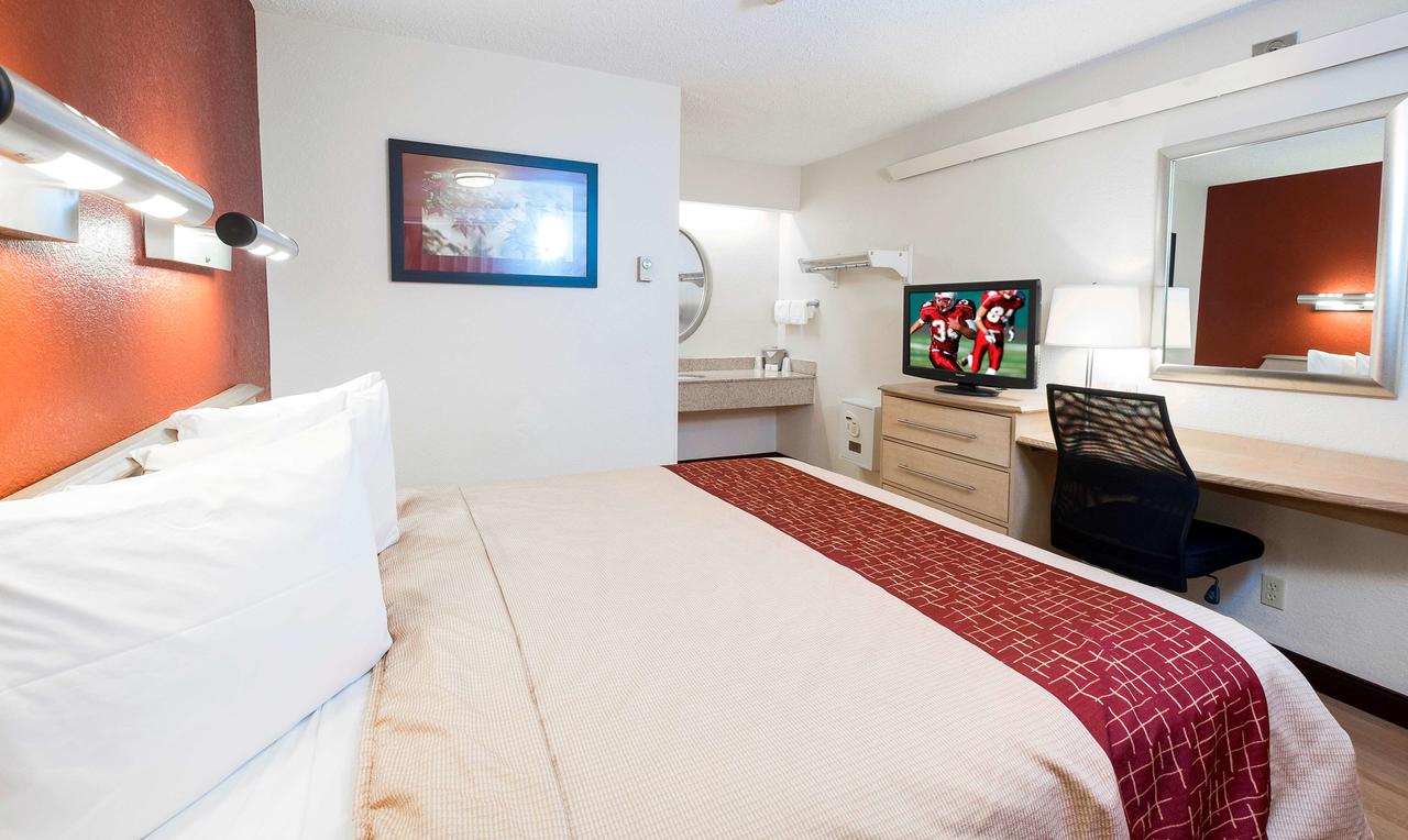 Red Roof Inn Parkersburg - thumb 13