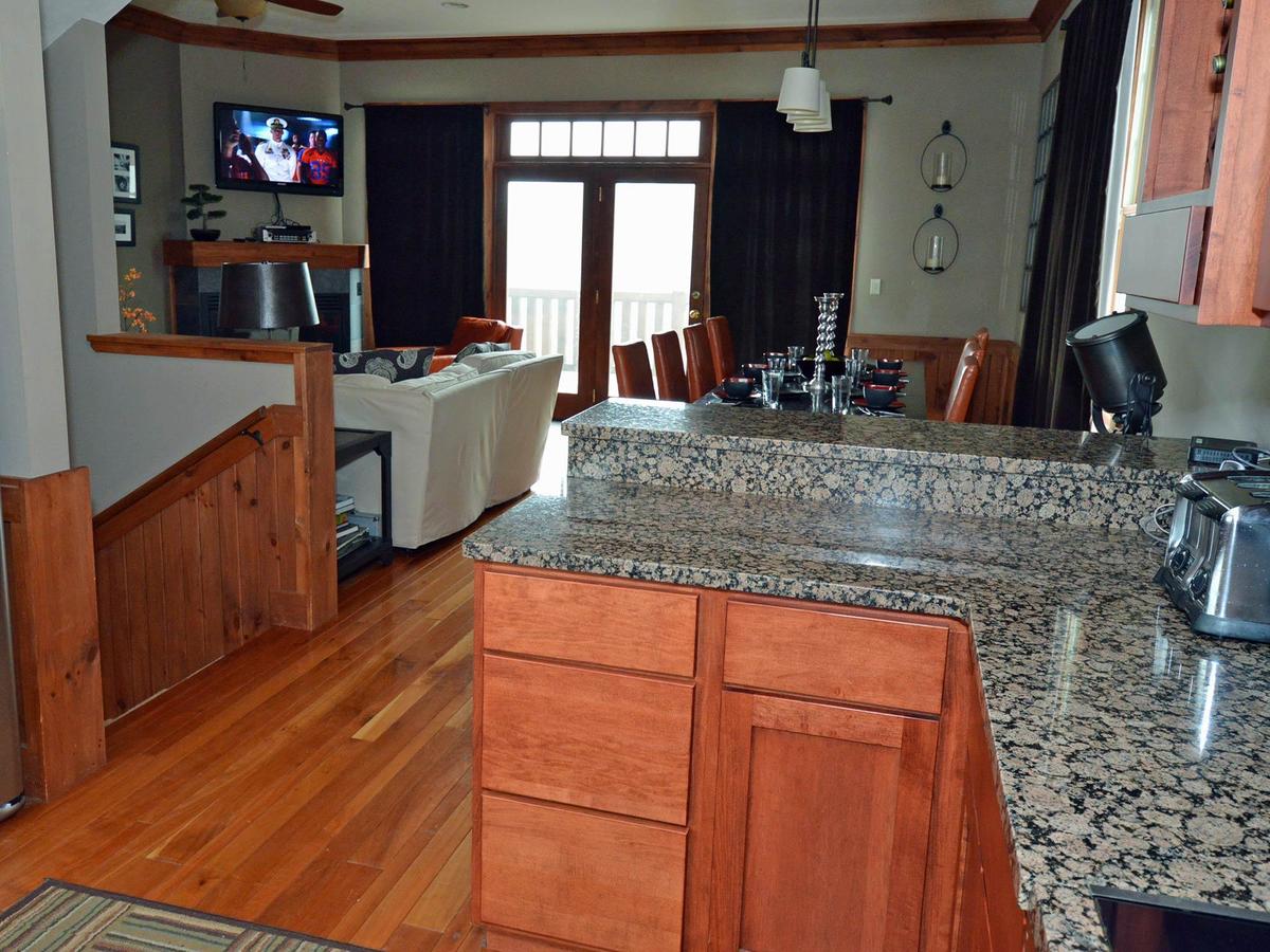 Shays Landing #6 - thumb 1