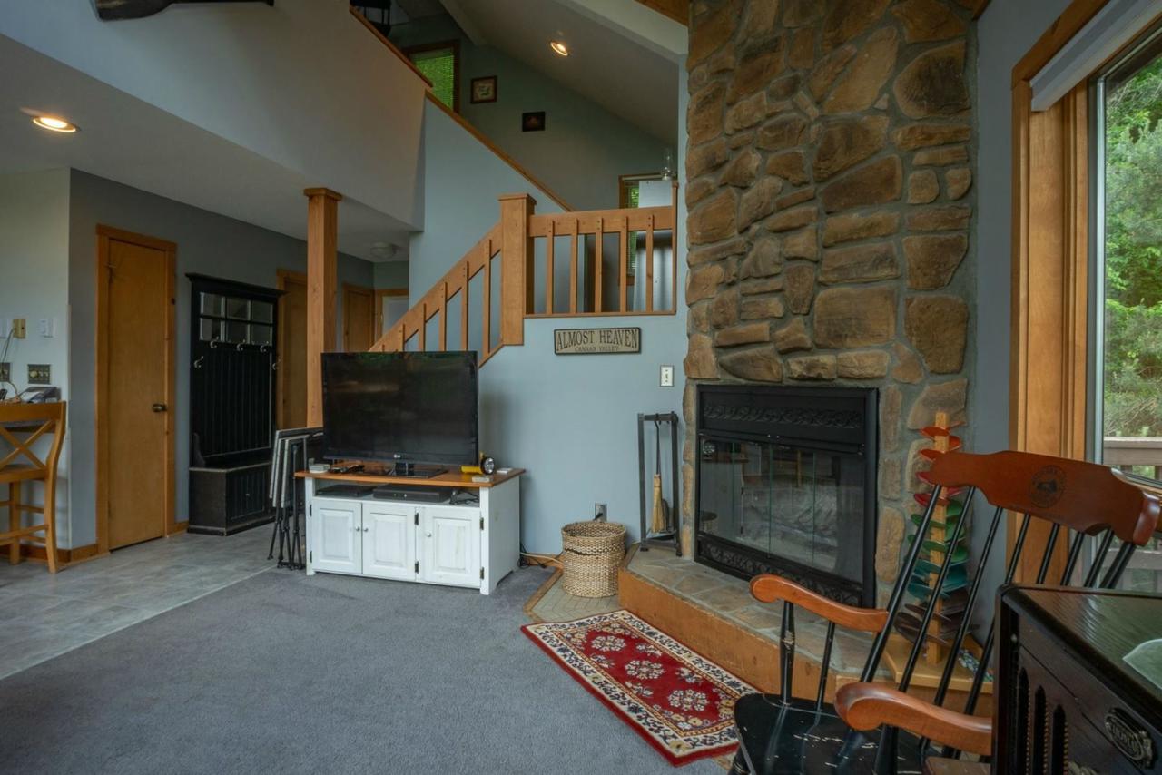 Mountain Mama - thumb 2