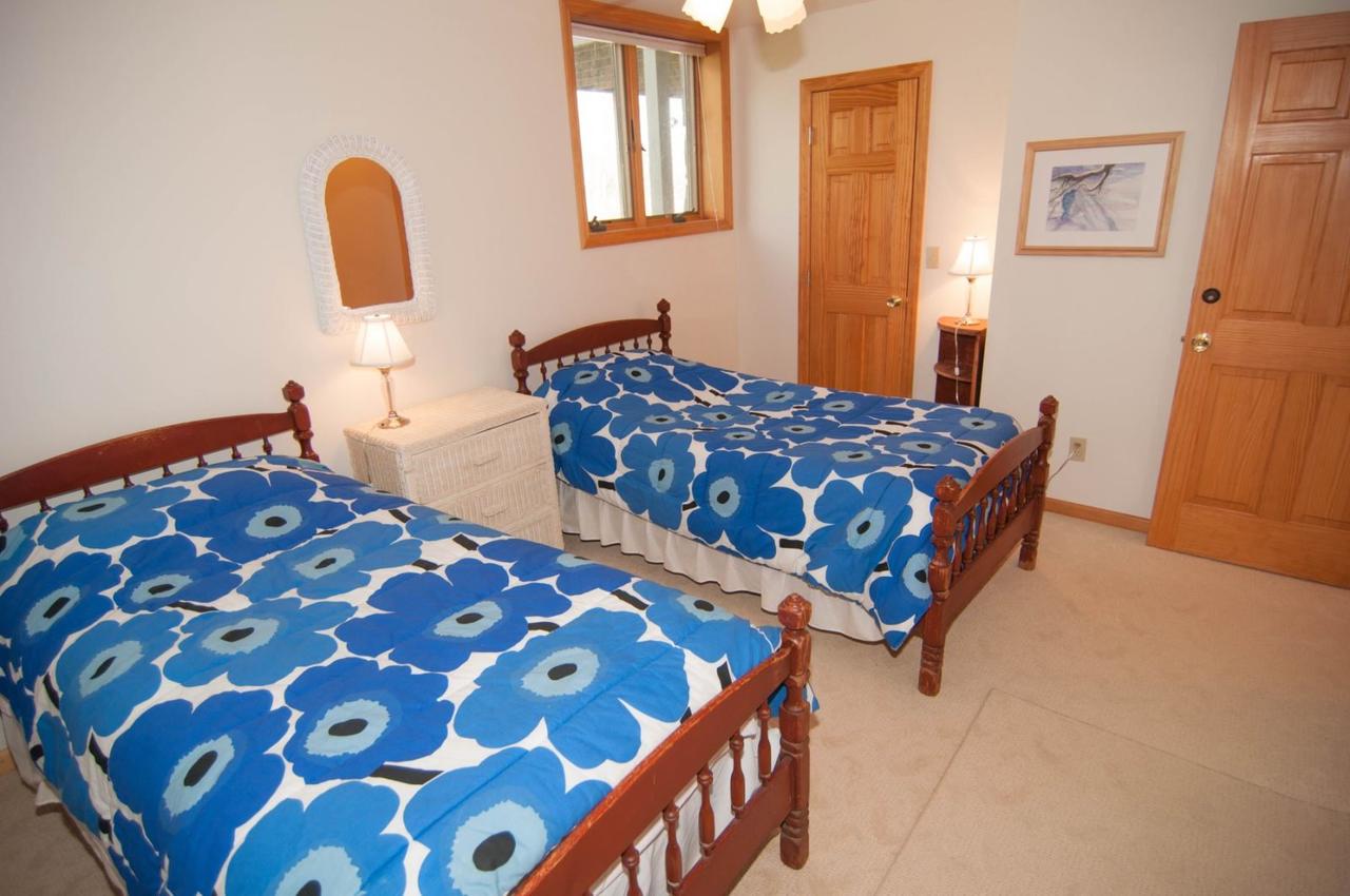 Woodland Pond - thumb 18