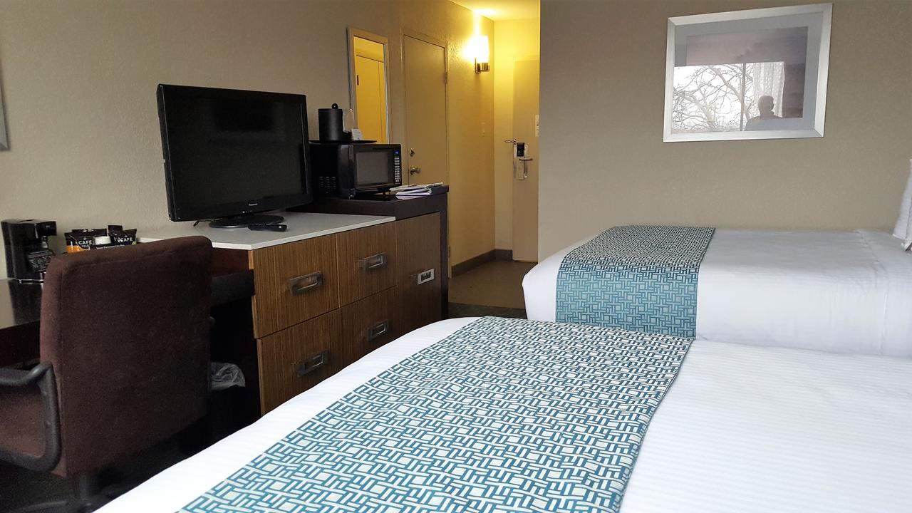 Wyndham Garden Kenosha - thumb 19