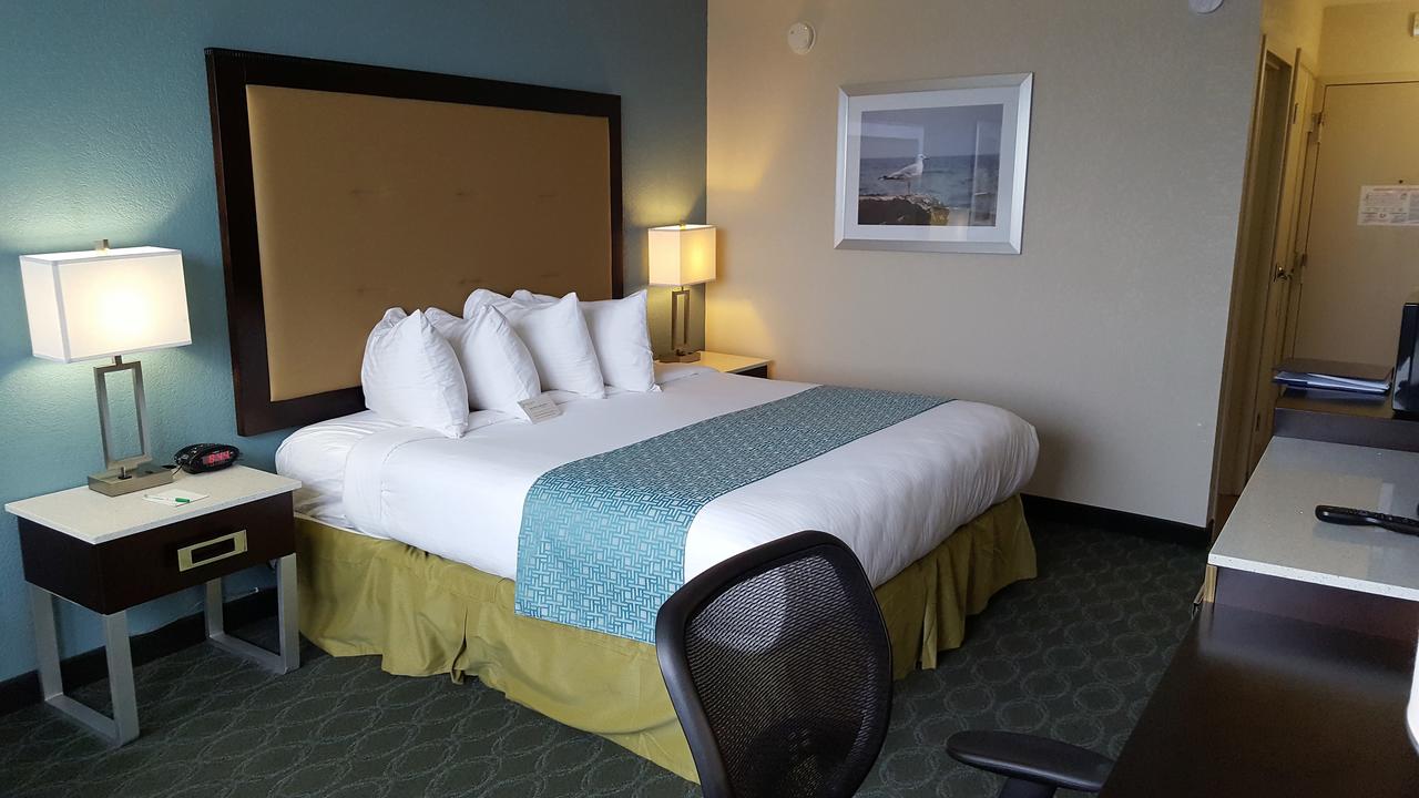 Wyndham Garden Kenosha - thumb 16
