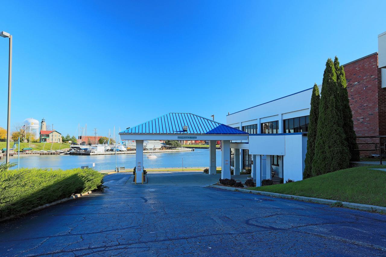 Wyndham Garden Kenosha - thumb 6