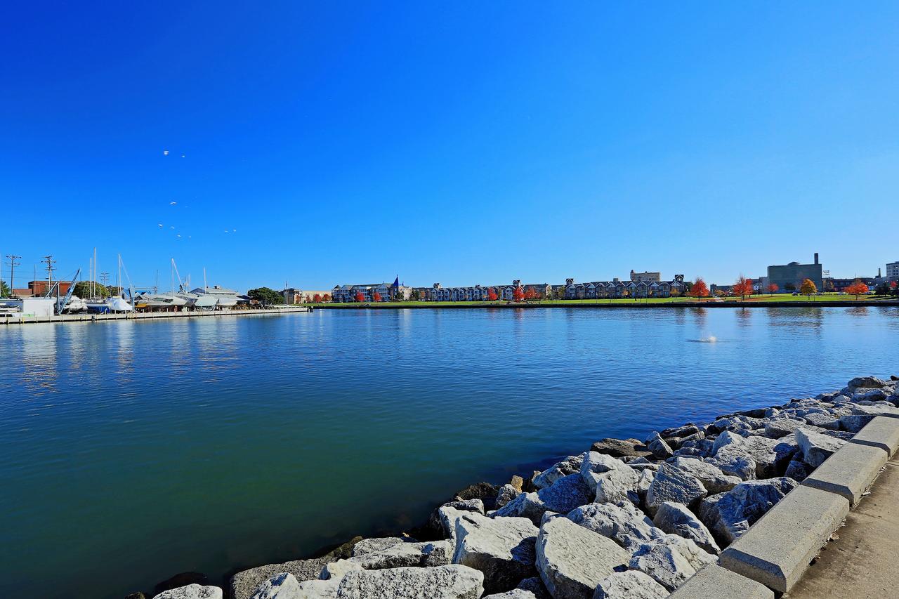 Wyndham Garden Kenosha - thumb 42