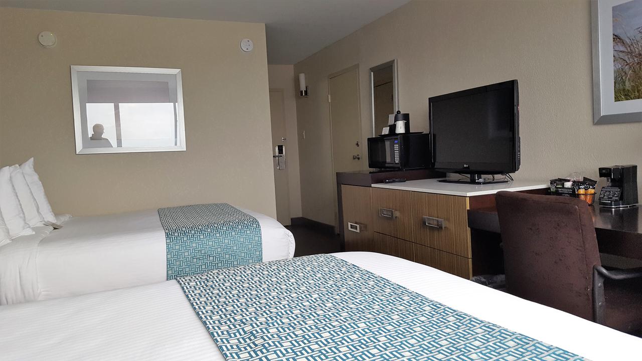 Wyndham Garden Kenosha - thumb 13