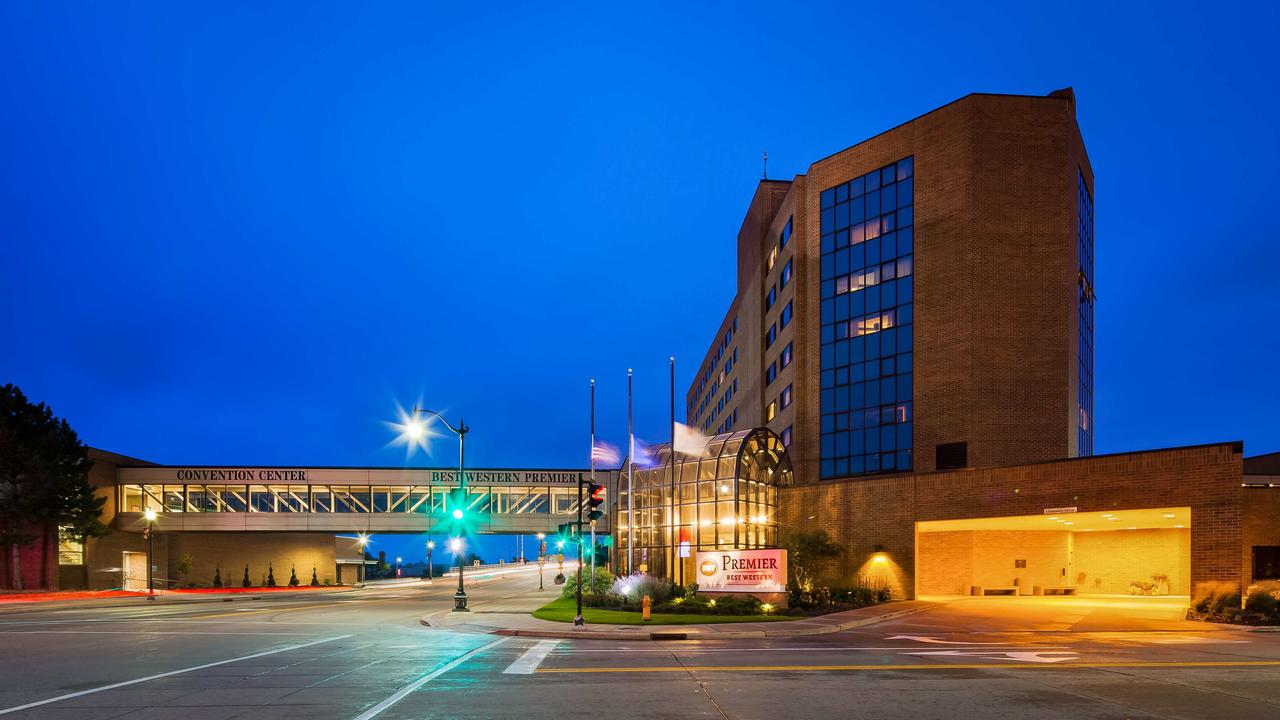 Best Western Premier Waterfront Hotel & Convention Center - thumb 0