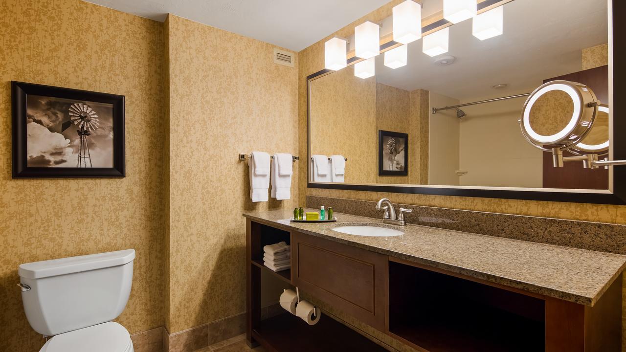 Best Western Premier Waterfront Hotel & Convention Center - thumb 10