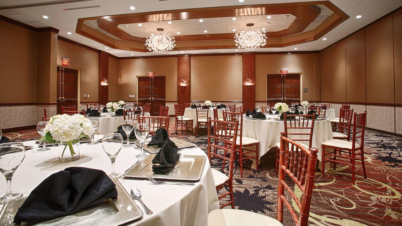 Best Western Premier Waterfront Hotel & Convention Center - thumb 44