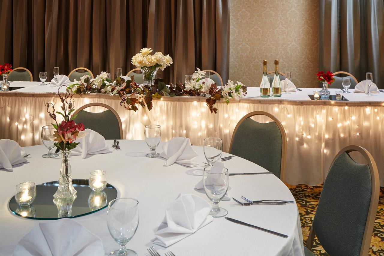 Howard Johnson Plaza By Wyndham Madison - thumb 14