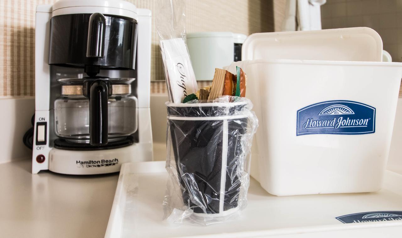 Howard Johnson Plaza By Wyndham Madison - thumb 7