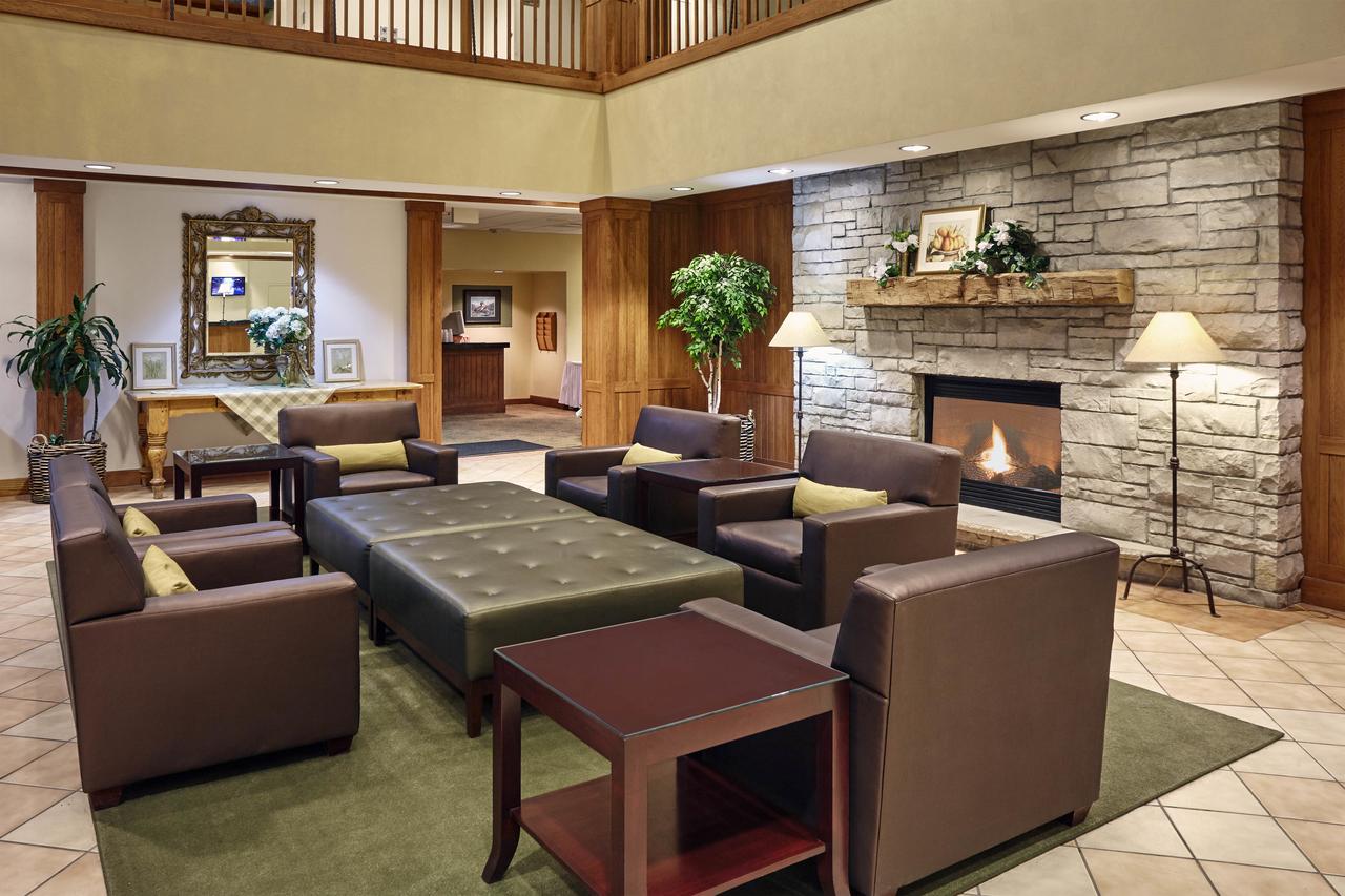 Howard Johnson Plaza By Wyndham Madison - thumb 8