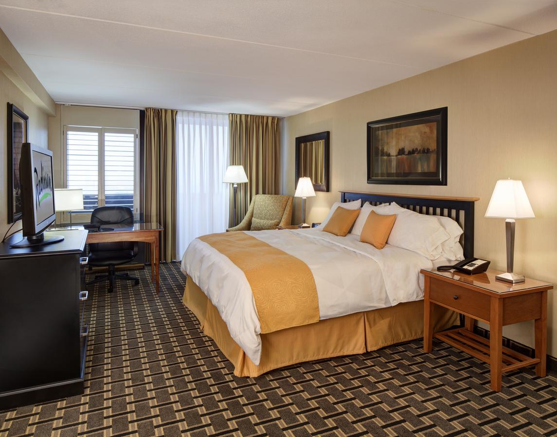 Radisson Hotel Milwaukee West - thumb 9