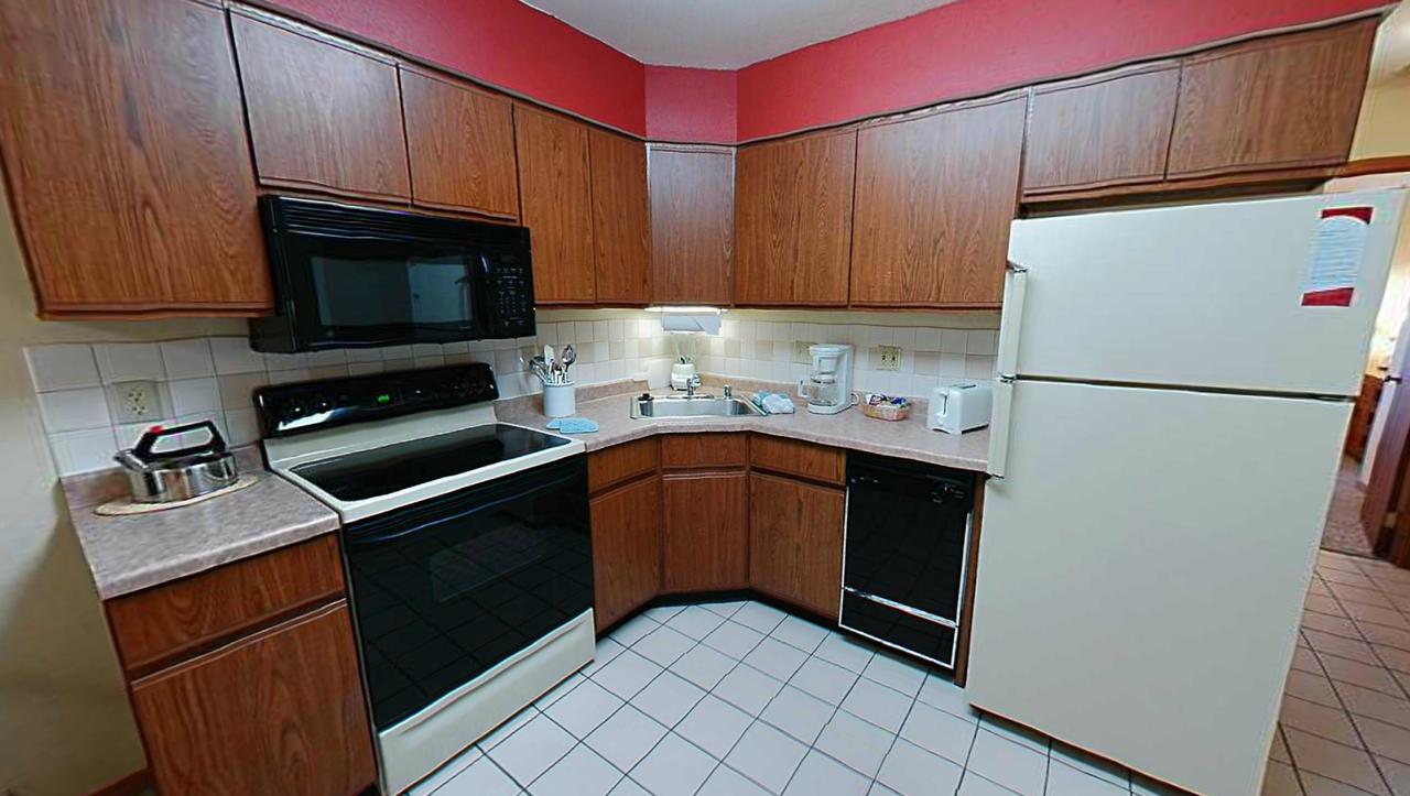 Mirror Lake And Tamarack - thumb 5