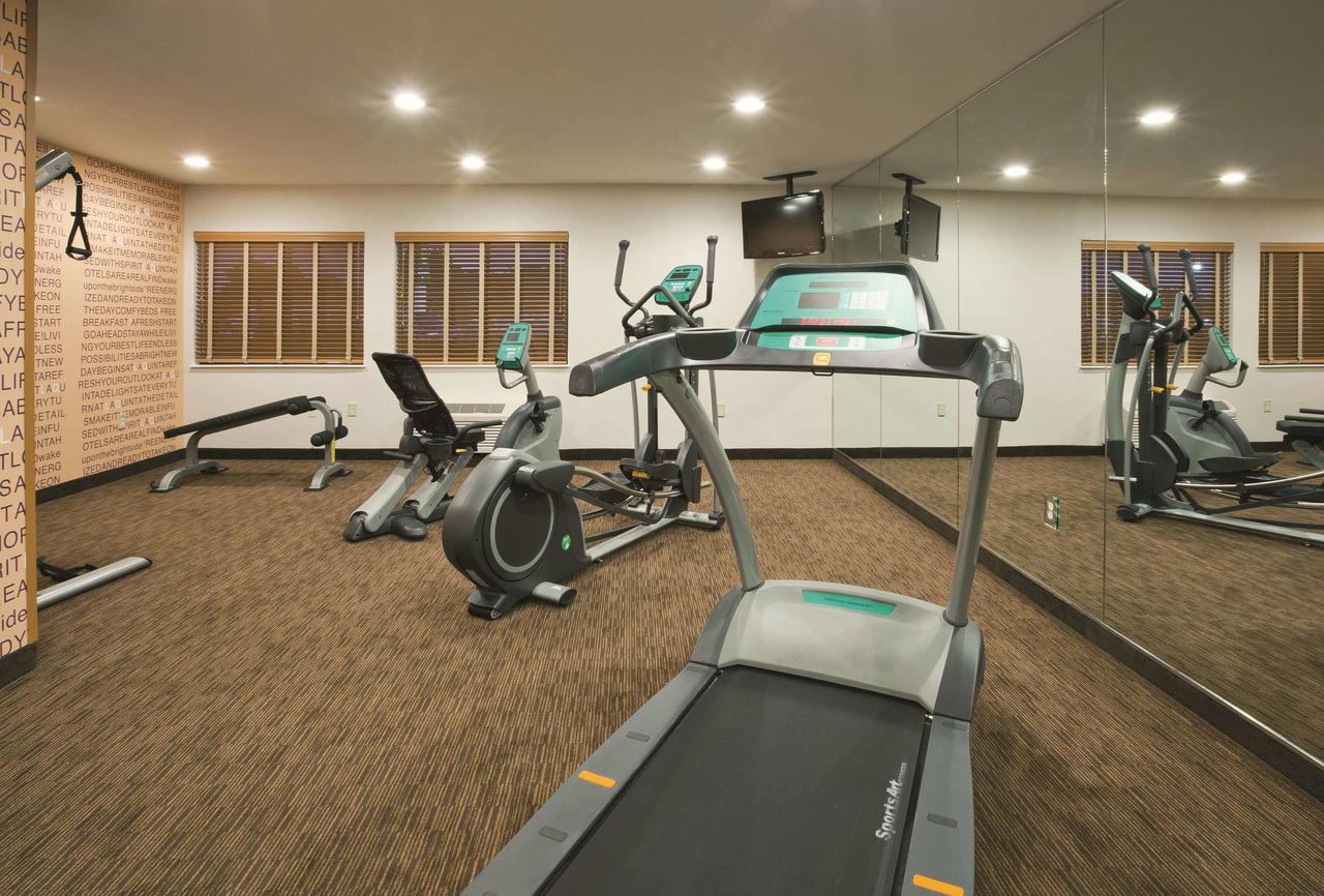 La Quinta Inn By Wyndham Sheboygan - thumb 14