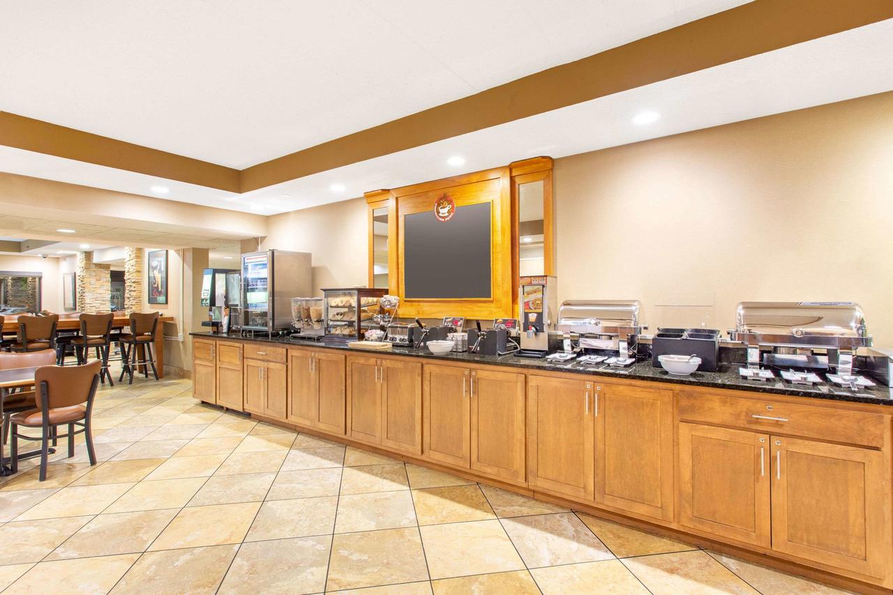AmericInn By Wyndham Madison West - thumb 4