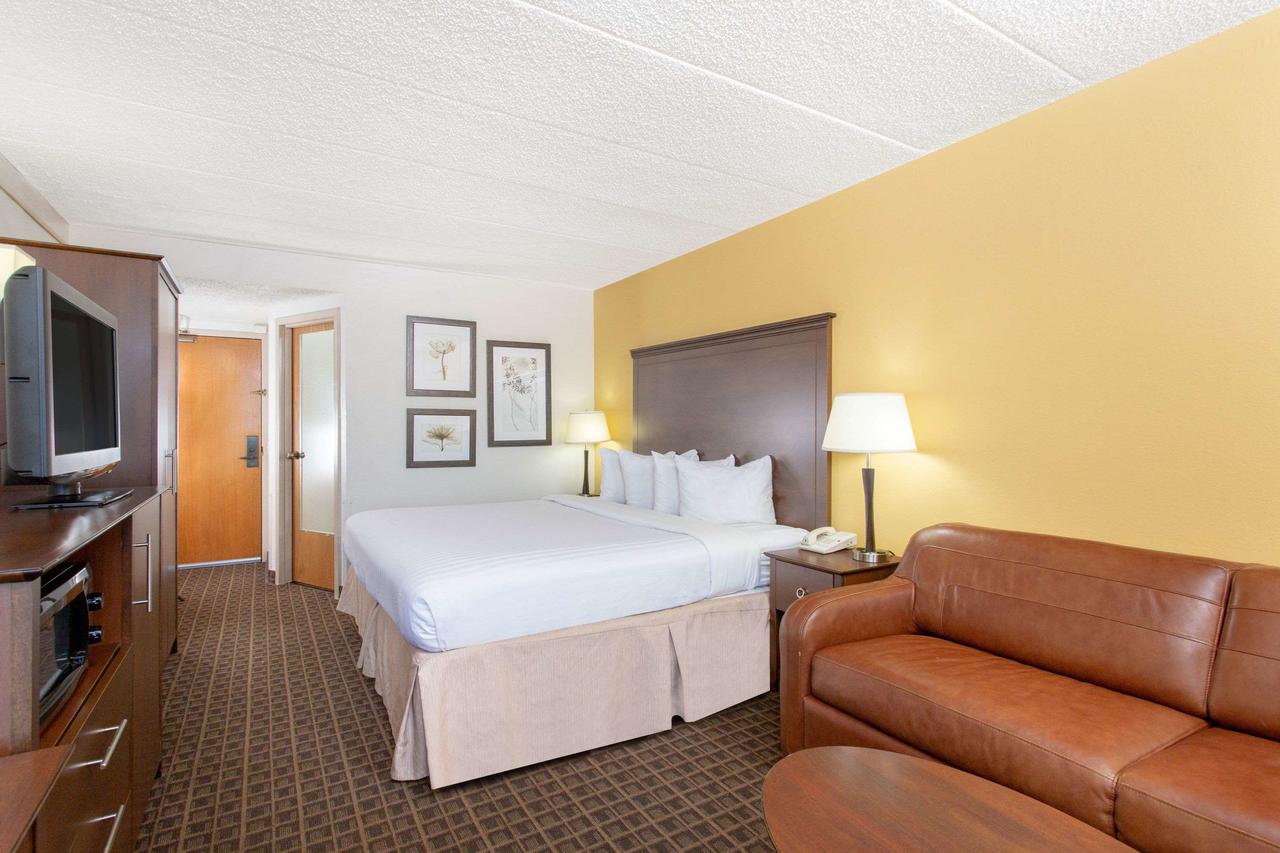 AmericInn By Wyndham Madison West - thumb 23