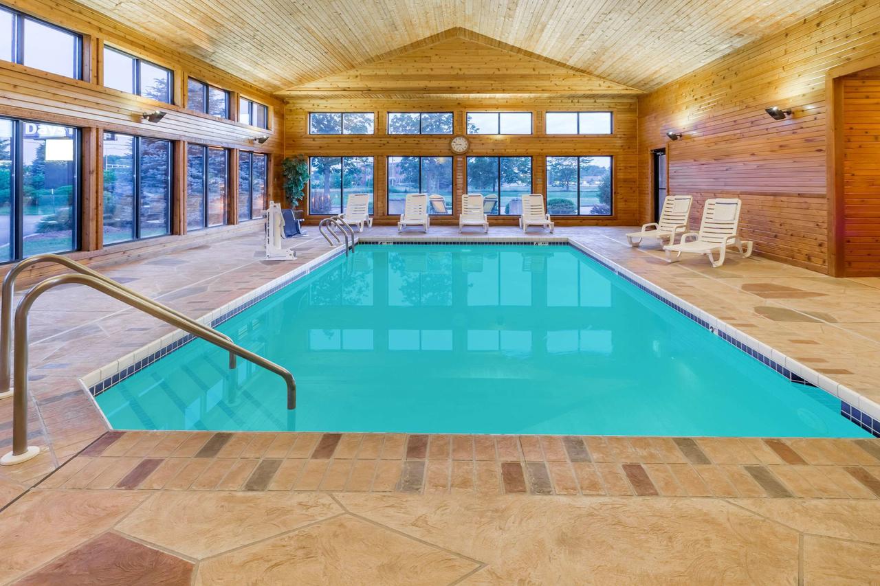 Days Inn & Suites By Wyndham Madison - thumb 18