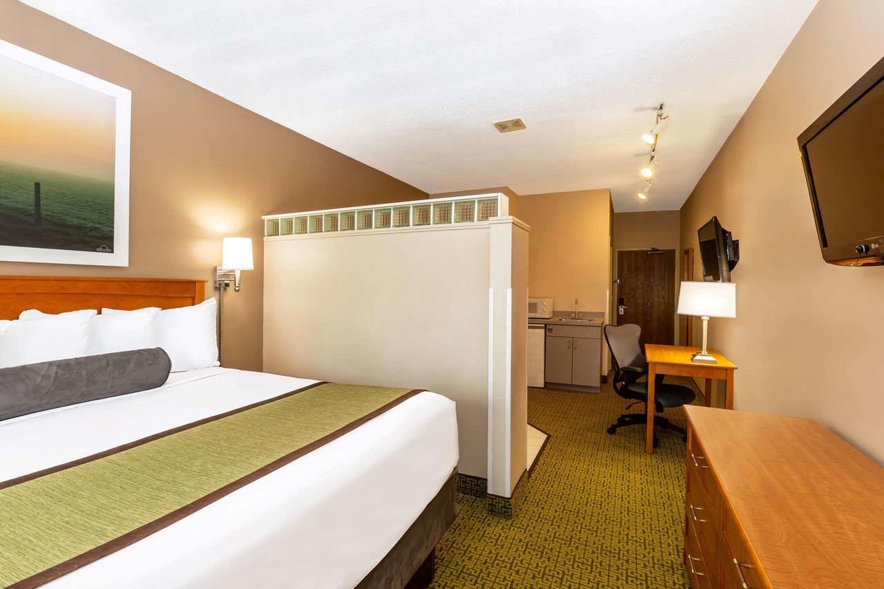 Days Inn & Suites By Wyndham Madison - thumb 37