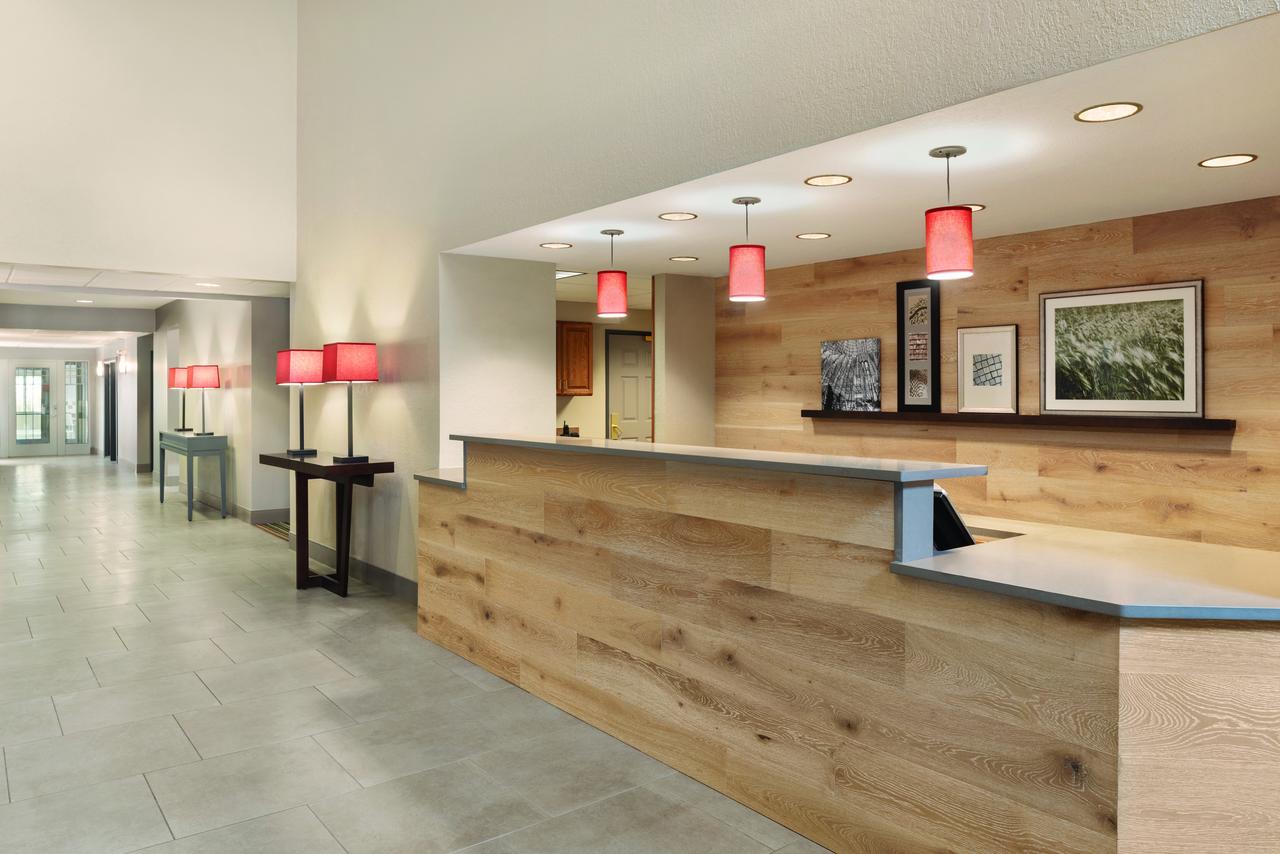 Country Inn & Suites By Radisson, Green Bay East, WI - thumb 4