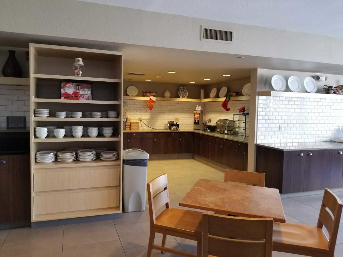 Country Inn & Suites By Radisson, Green Bay East, WI - thumb 13