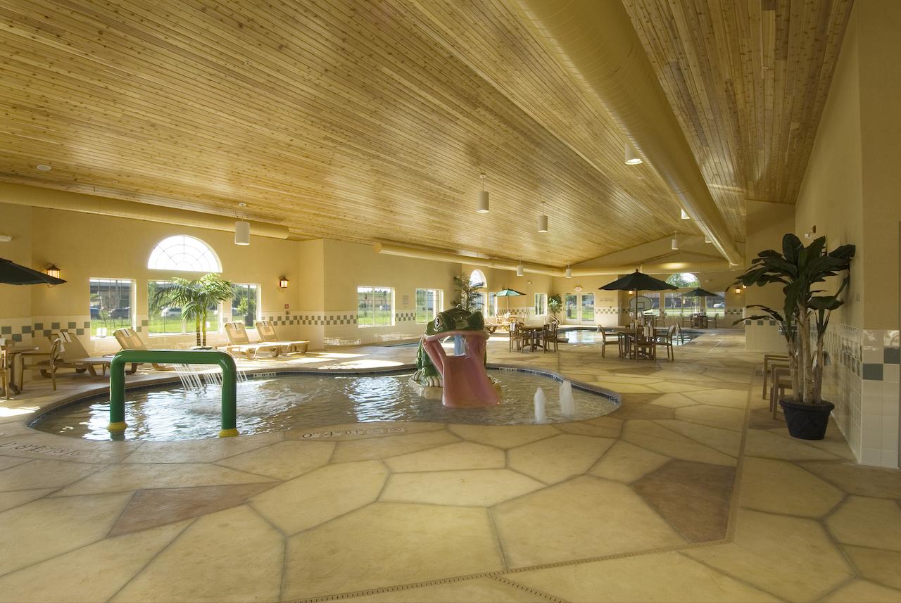 Country Inn & Suites By Radisson, Green Bay East, WI - thumb 20