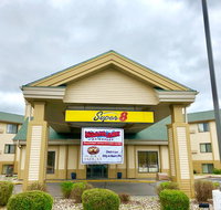 Super 8 by Wyndham Wisconsin Dells - Tourism Bookings