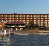 Harbor Shores on Lake Geneva - Tourism Bookings