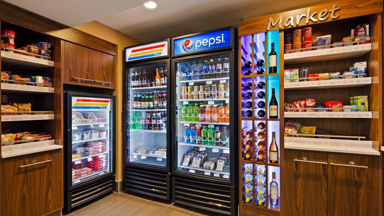 Best Western West Towne Suites - thumb 19