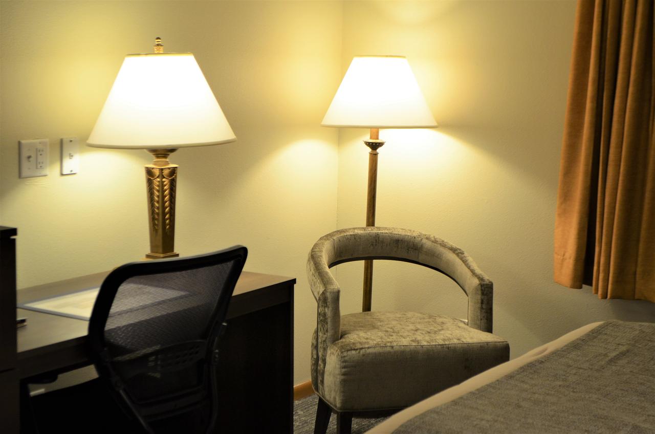 Best Western West Towne Suites - thumb 21