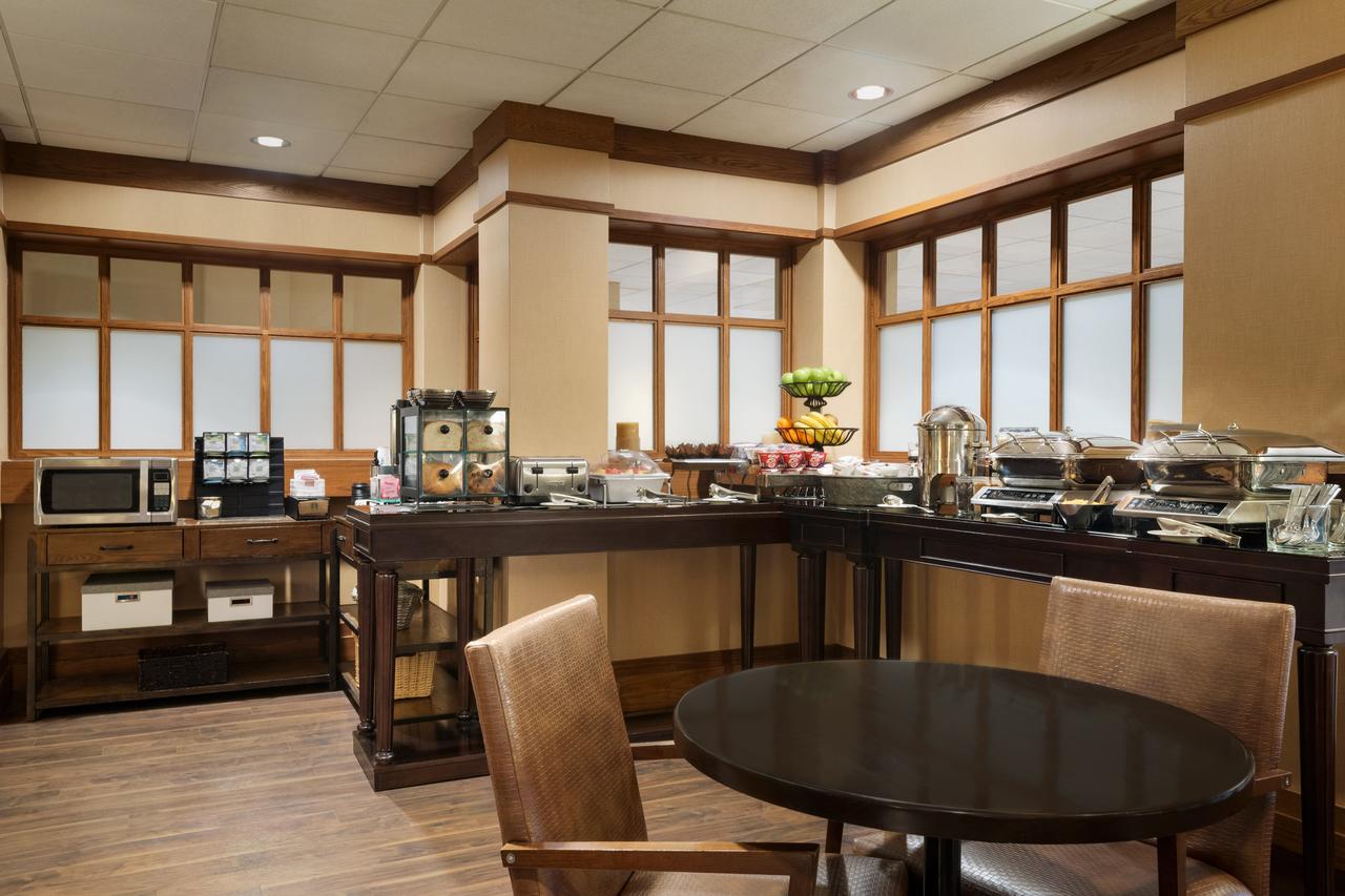 Sheraton Hotel Madison - thumb 41