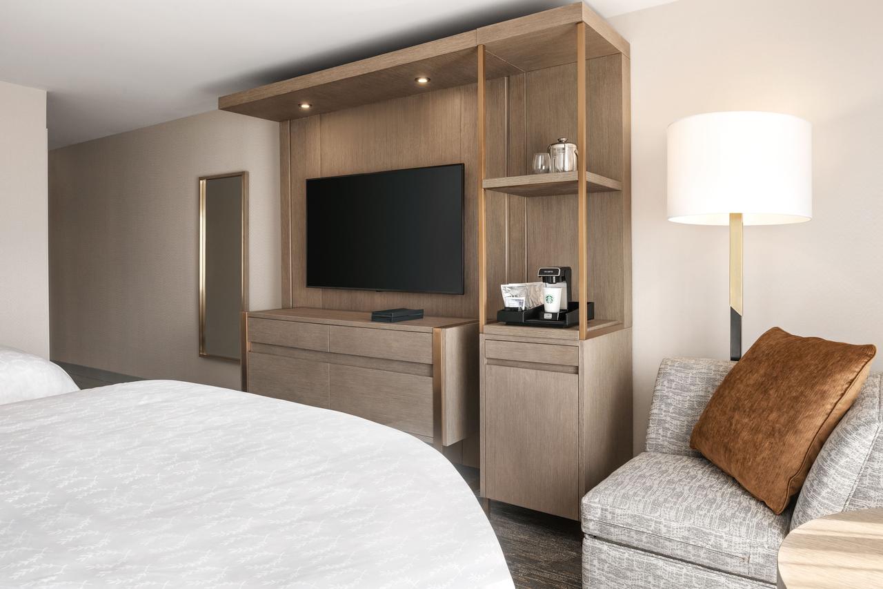 Sheraton Hotel Madison - thumb 9