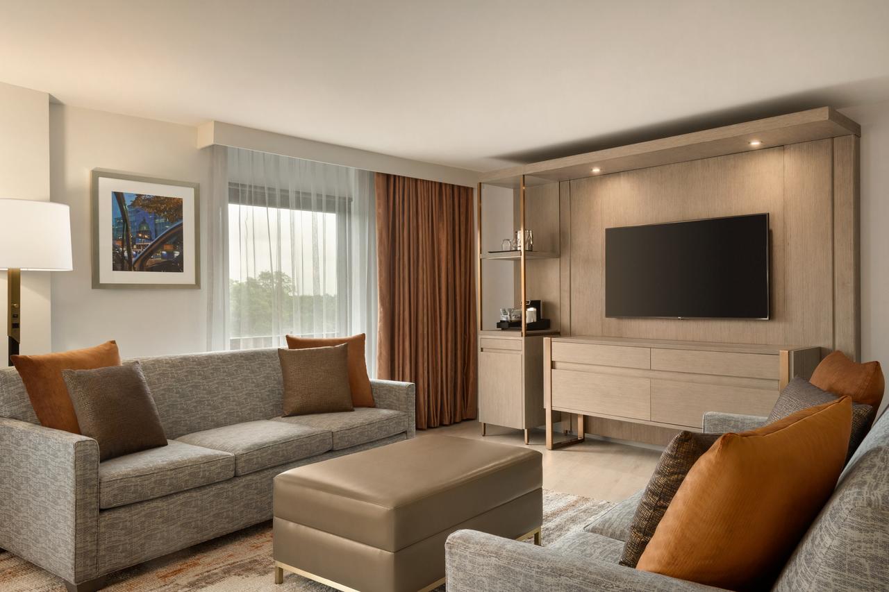 Sheraton Hotel Madison - thumb 28