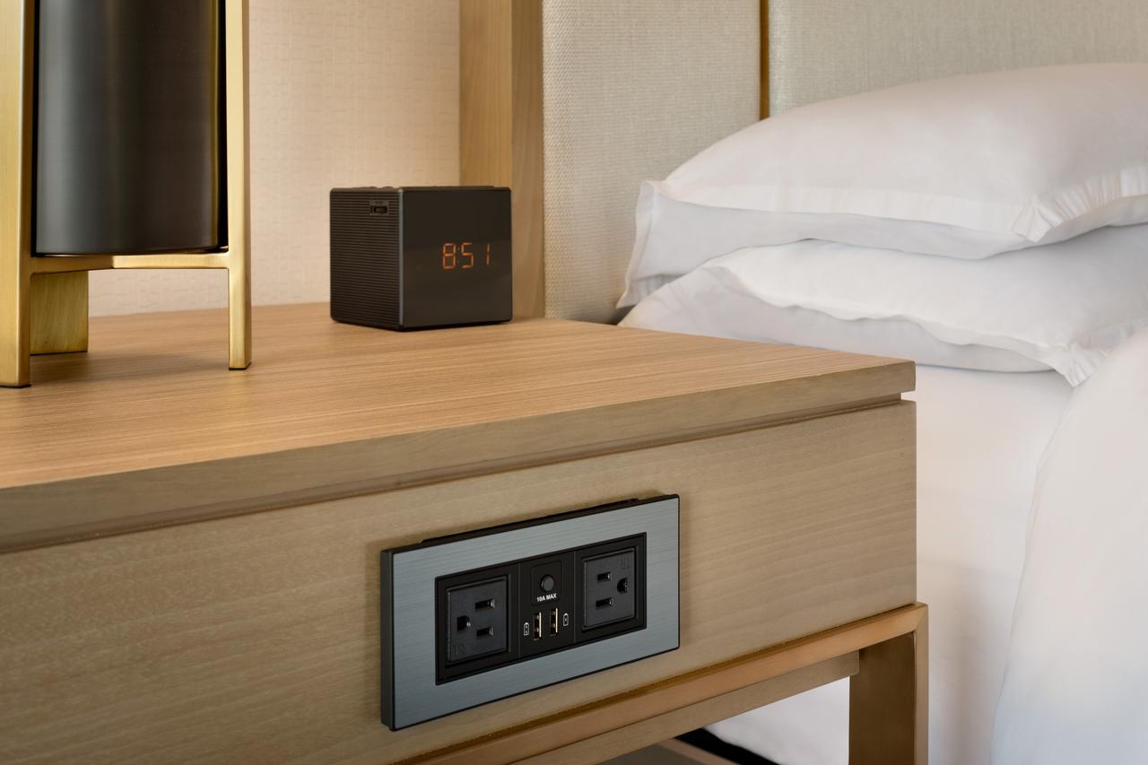 Sheraton Hotel Madison - thumb 4