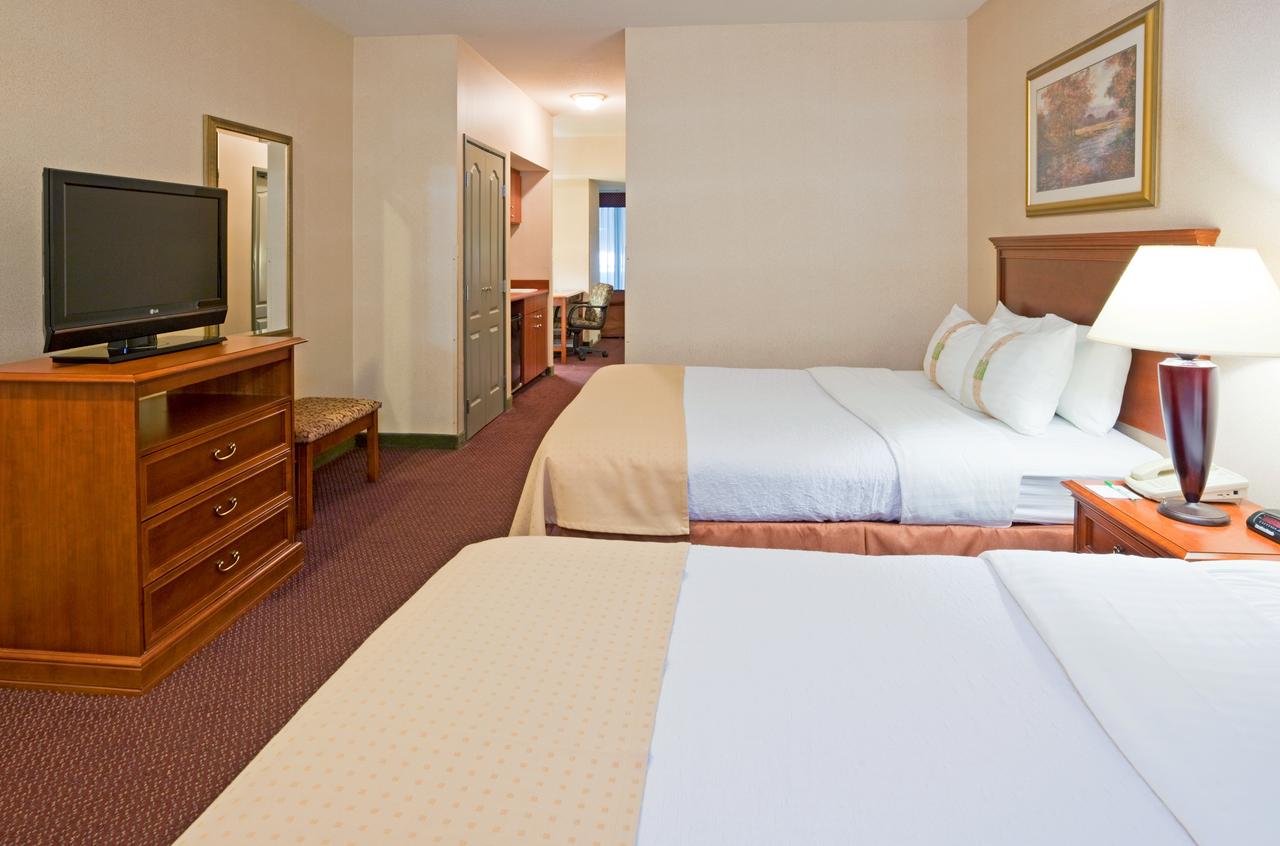 Holiday Inn Hotel & Suites Madison West - thumb 14