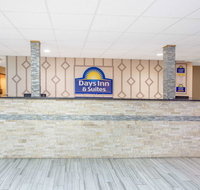 Days Inn  Suites by Wyndham Rhinelander - Tourism Bookings