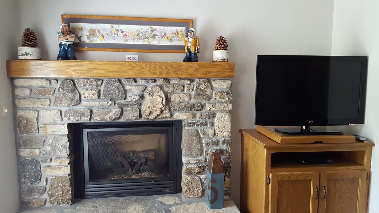 Evergreen Hill Condominiums - thumb 15