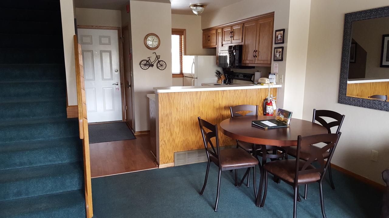 Evergreen Hill Condominiums - thumb 18