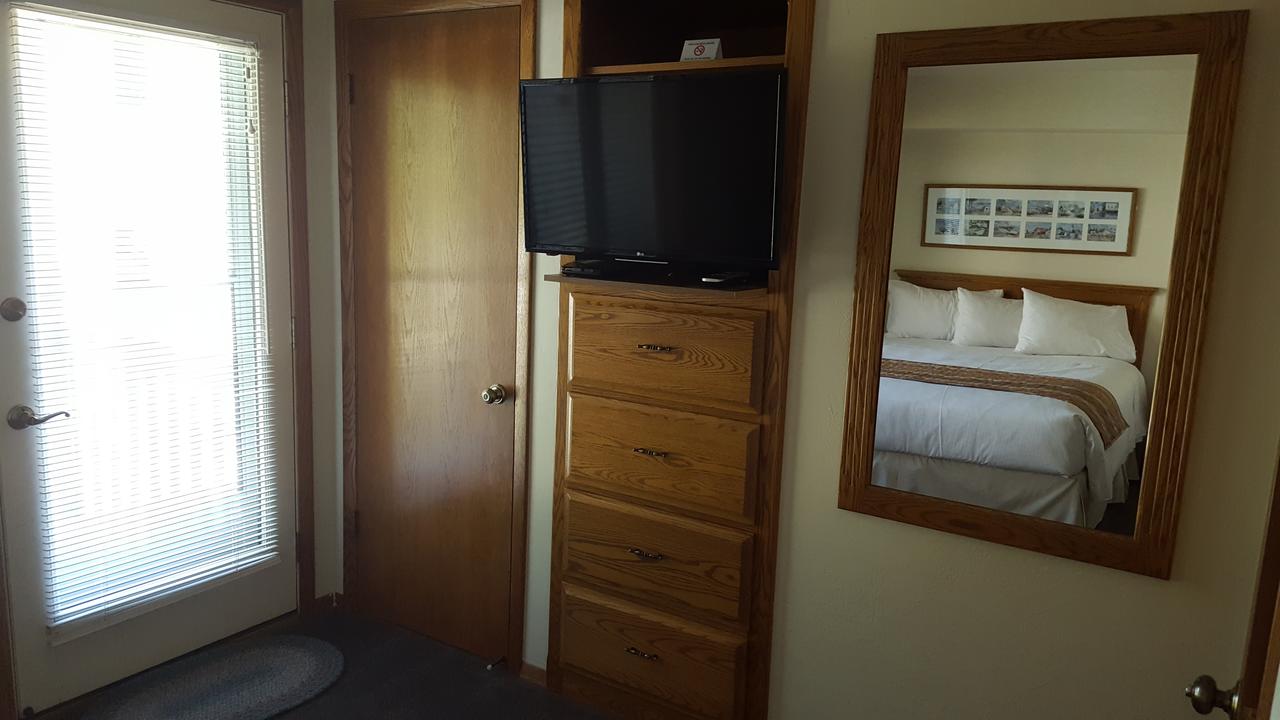 Evergreen Hill Condominiums - thumb 9