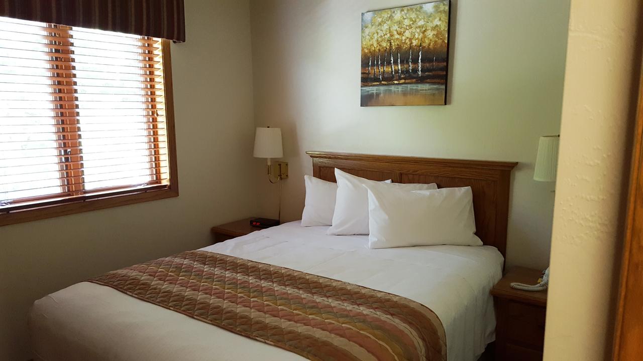 Evergreen Hill Condominiums - thumb 10