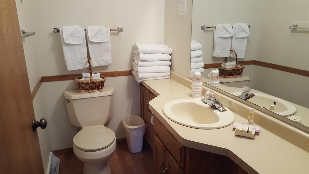 Evergreen Hill Condominiums - thumb 4