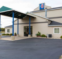 Motel 6 Lake Delton - Tourism Bookings