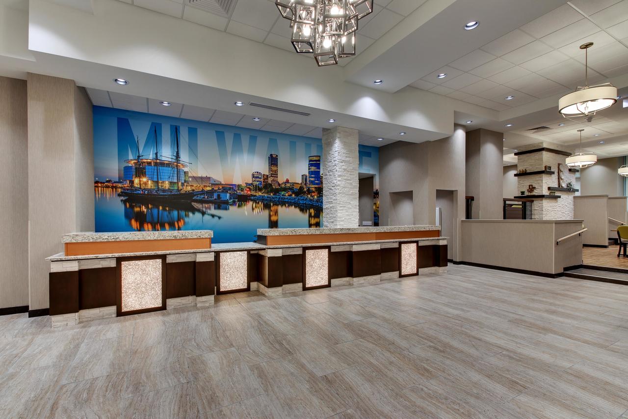 Drury Plaza Hotel Milwaukee Downtown - thumb 1