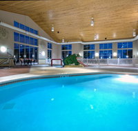 Holiday Inn Express  Suites - Green Bay East - Tourism Bookings
