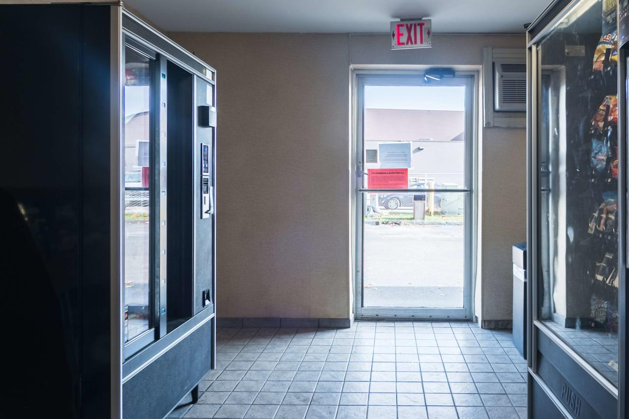 Motel 6 Madison East - thumb 8