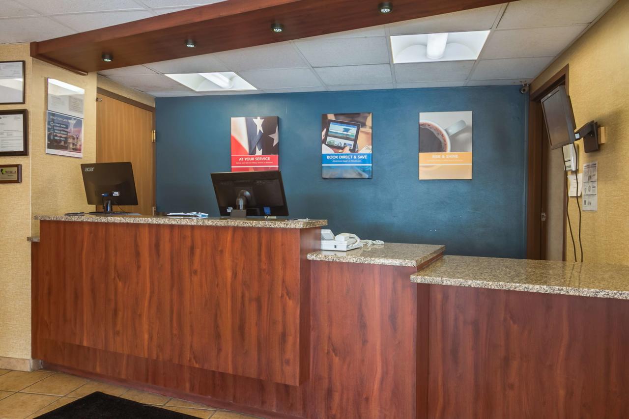 Motel 6 Madison East - thumb 28