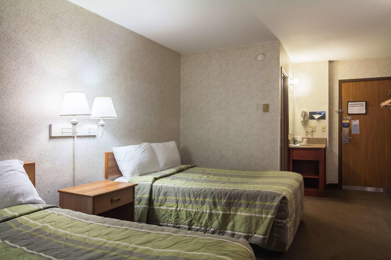 Motel 6 Madison East - thumb 9