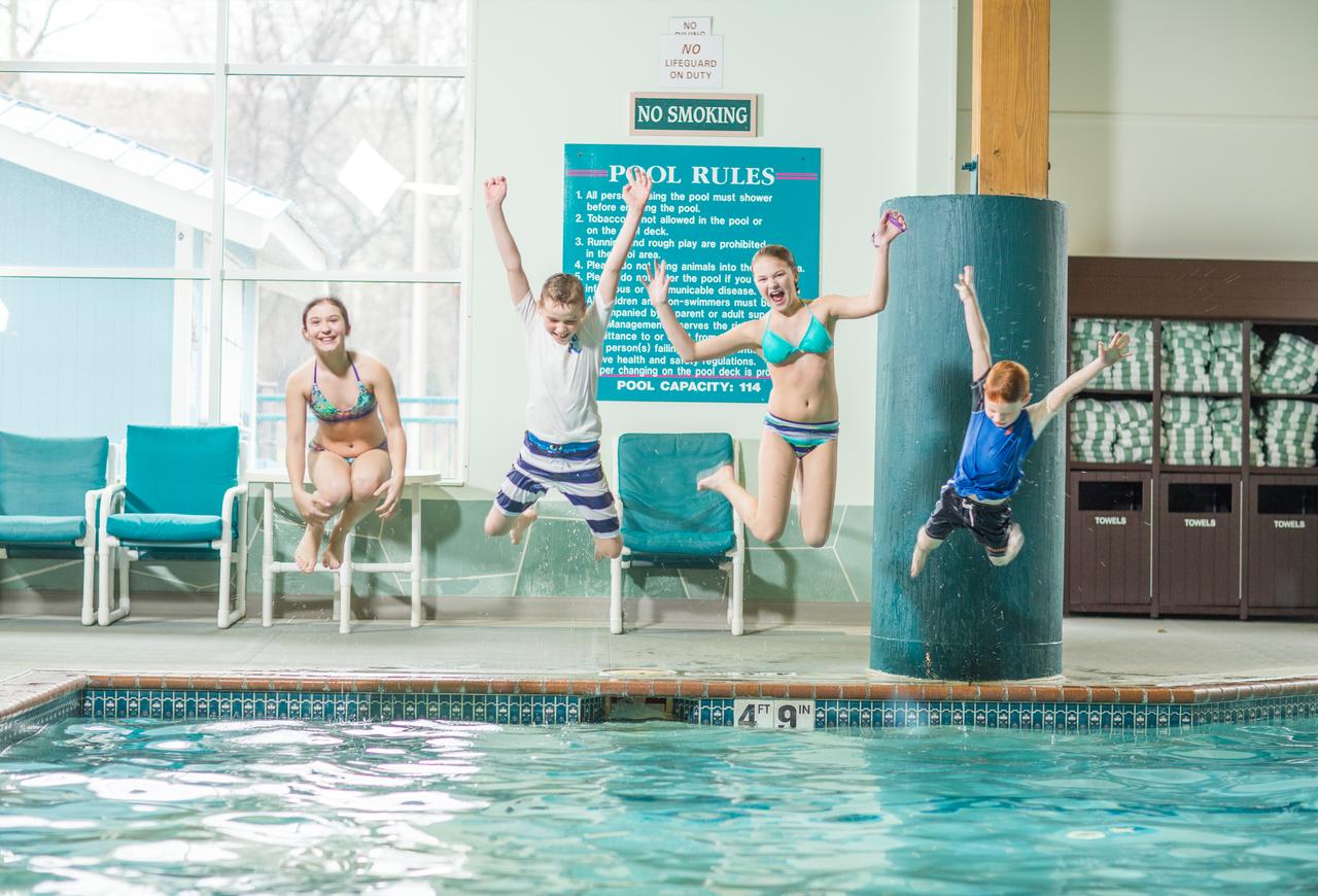 The Cove Of Lake Geneva - thumb 40