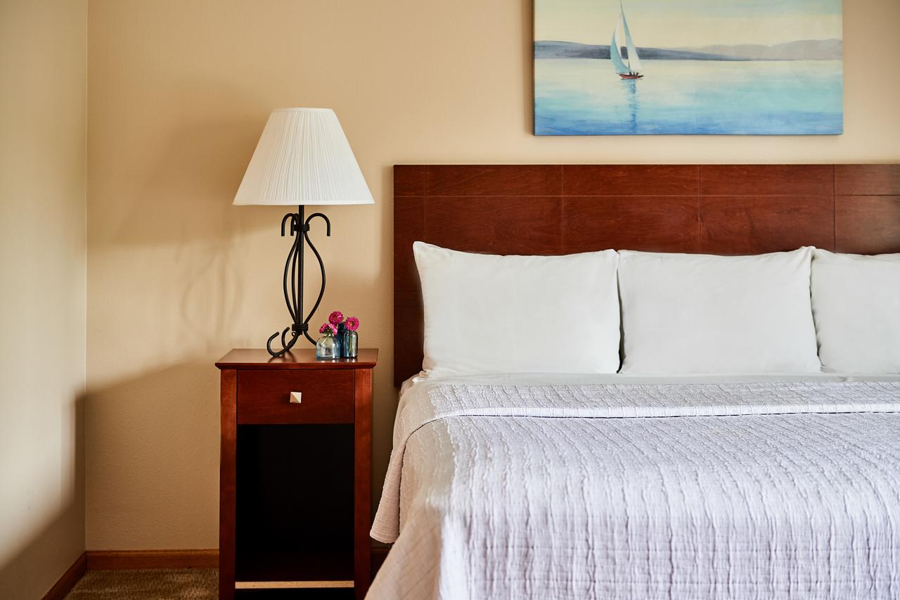 The Cove Of Lake Geneva - thumb 17