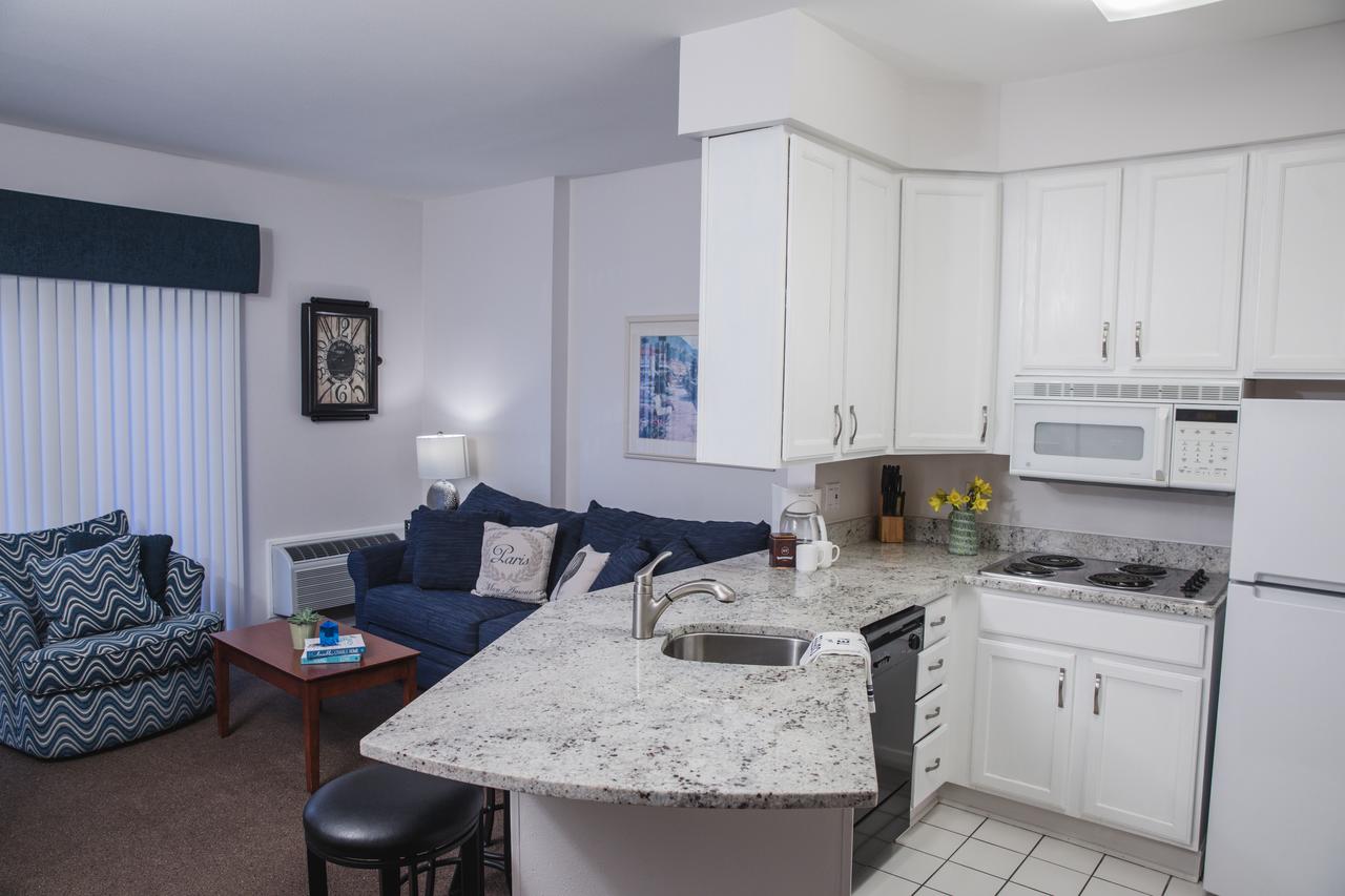 The Cove Of Lake Geneva - thumb 23