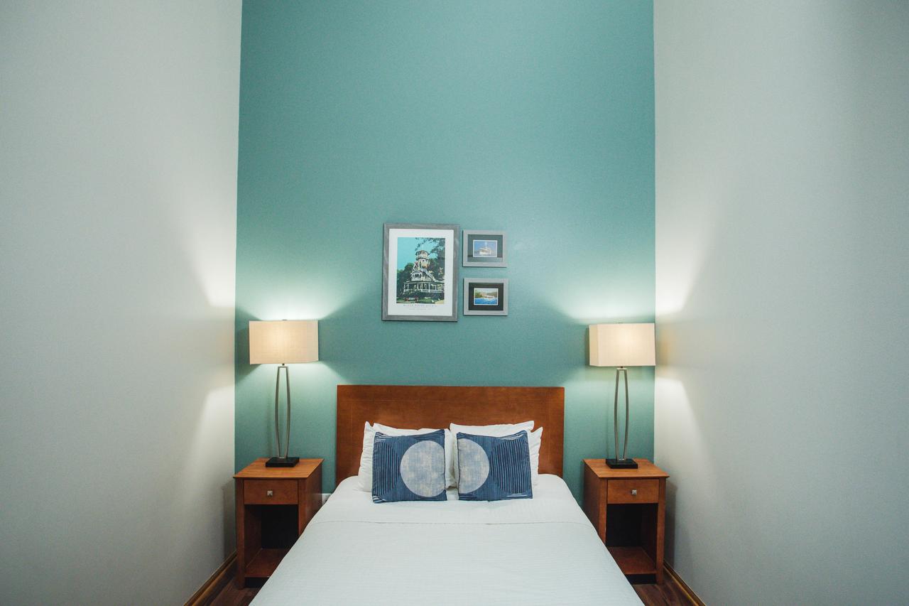 The Cove Of Lake Geneva - thumb 28